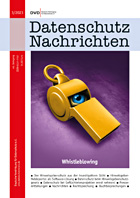 Titelbild der DANA-Ausgabe 3/2023, Schwerpunktthema "Whistleblowing", zu sehen ist eine riesengroße gelbe Trillerpfeife aus deren Schlitz ein menschliches Auge, das blau gefärbt ist, heraus schaut